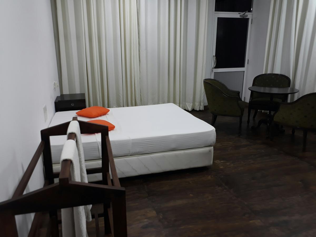 Yala Bay Resort Tissamaharama Ngoại thất bức ảnh